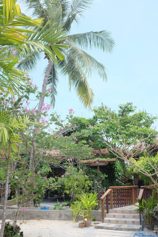 Panji Panji Tropical Wooden Home ปันไตเจอนัง ภายนอก รูปภาพ